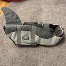 Dog Life Jacket Shark Safety Swimming Float Adjustable Buoyancy Aid vest Medium