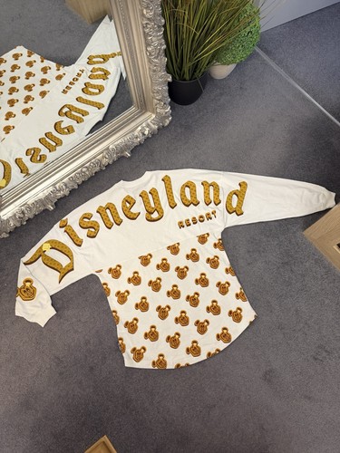 Disneyland resort mickey mouse - resort,