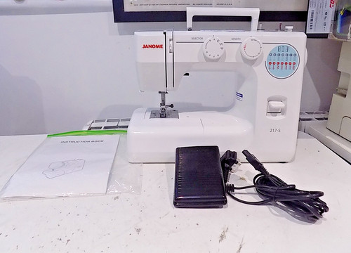 Janome 217 sewing machine - janome, 217-s