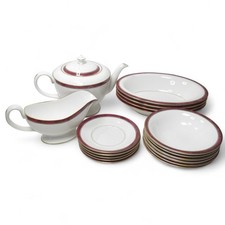 Royal Worcester Medici Ruby Red Media dinner Service Set - Preloved 