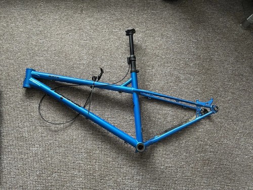 Ragley blue pig frame - ragley,