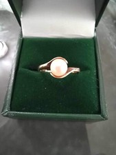 9ct Gold Pearl Crossover Ring Size O.        (#465)