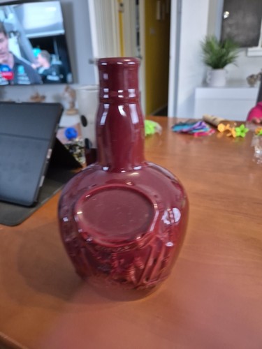 Maroon wade pottery liquor - pottery,
