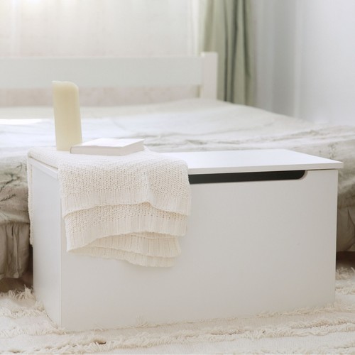 Freya storage chest modern - freya,