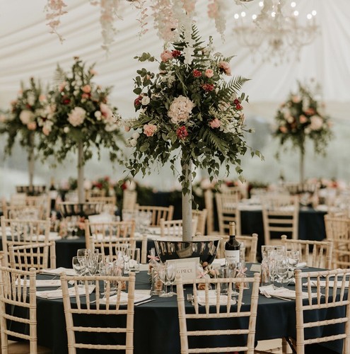 Wedding centrepieces table
