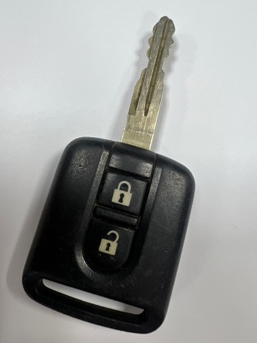 Genuine nissan button remote - genuine,