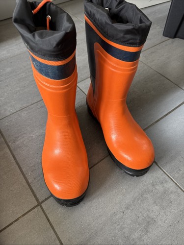 Stihl rubber chainsaw boots - chainsaw,