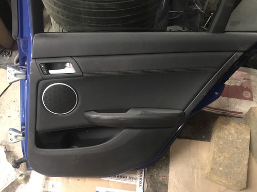 Vauxhall vxr8 rear drivers - vauxhall, o/s