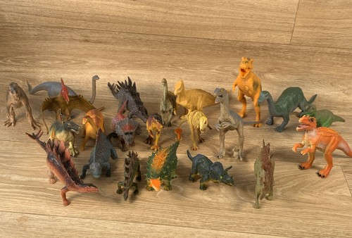 Dinosaur plastic toys bundle - dinosaur, x