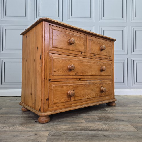 Vintage chest drawers - of,
