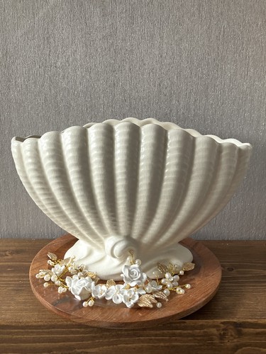 Sylvac shell mantel - shell,