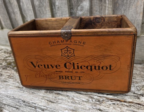 Veuve clitquot champagne - clitquot,