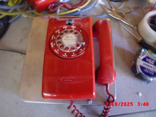 Vtg red functional rotary wall - vtg,