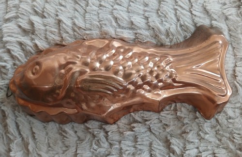 Vintage retro tagus - vintage, copper