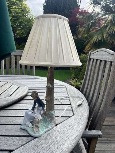 Lladro nao lamp girl sitting - nao,