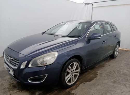 Volvo v60 205 lux - v60, d5