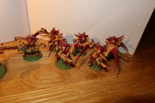 Tyranids army and minitaures - tyranids,