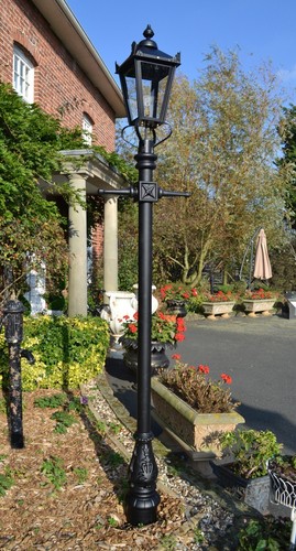 Used display cast - cast, iron