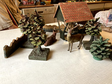 Game enclosure with game and game feeding (old) - Elastolin - railway - O gauge