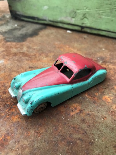 Vintage dinky jaguar - jaguar, no