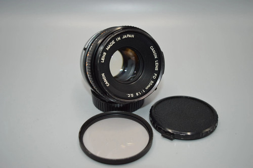 Canon 50mm 1 - f/1.8, s.c