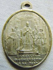 Antique Brass Papal Holy Medal 1869 Pope Pius IX Rome Ecumenical Congress 28mm