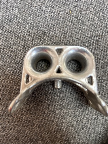Selden mast halyard guide part - guide,