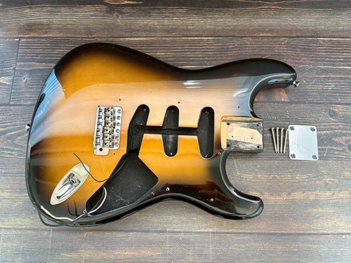 Fender japan st57 stratocaster - fender,
