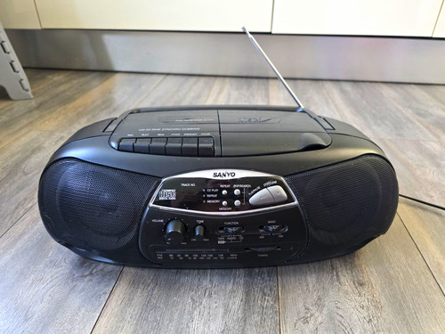 Sanyo mcd z100f - mcd-z100f, cd