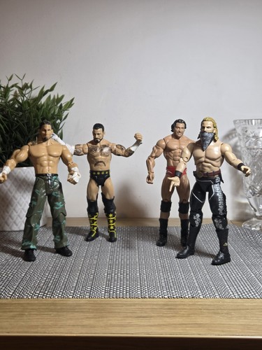 Wwe aew wrestling figures - wwe,