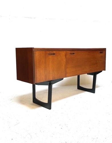 Vintage retro mid century - mid,