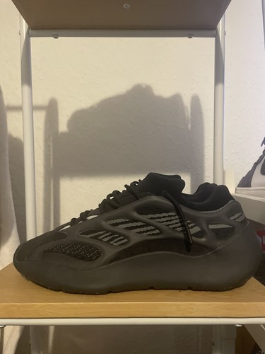 Yeezy 700 alvah adidas uk - 700,