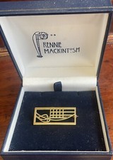 Charles Rennie Macintosh 9ct gold Brooch, Carrick Jewellery Hallmarked.