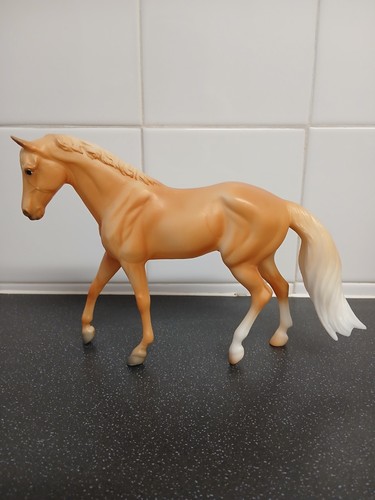Breyer classics palomino - breyer,