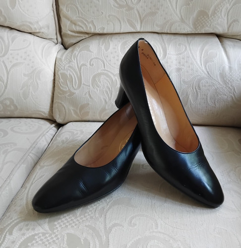 Vintage rayne cora ladies - cora,
