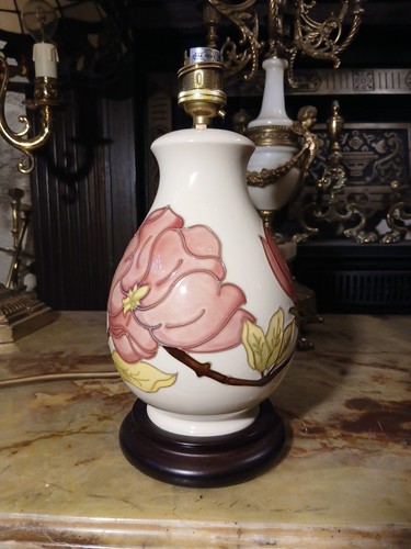 Moorcroft magnolia pattern - moorcroft,