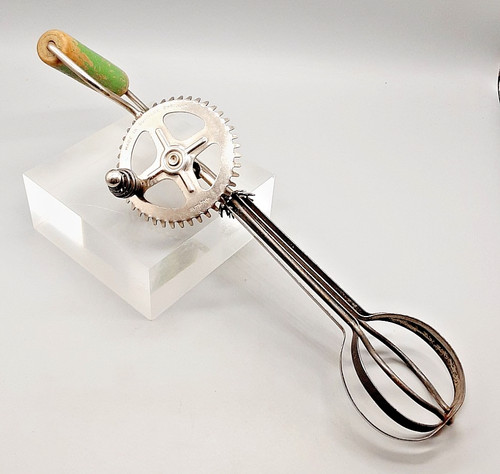Vintage skyline kitchen whisk - skyline,