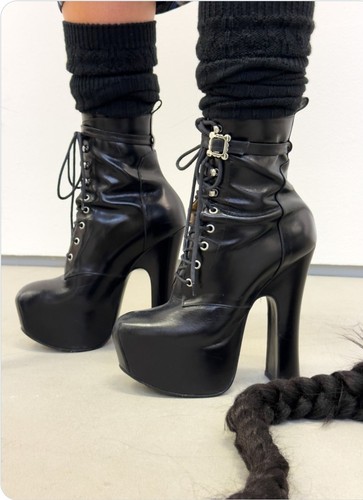 Vivienne westwood black - vivienne,