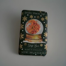 Asquith & Somerset WINTER PINE