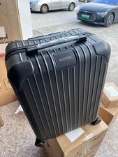 Rimowa Original Essential