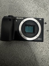 Sony Alpha a6000 24.3MP