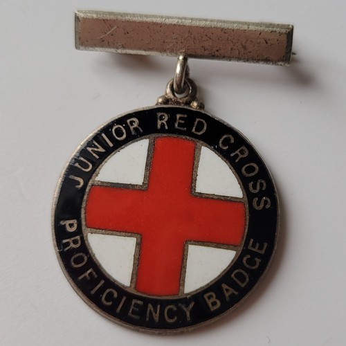 1940 red cross medal ww2 - red,