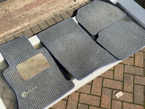 Mercedes w124 s124 floor mats - w124,
