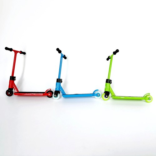 New finger whips toy - *new*,