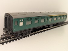 Tri-ang R622 OO Gauge BR Mk1