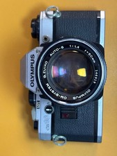 Olympus OM-10 35mm SLR w/