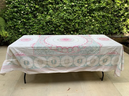 Vintage floral cotton - floral, table