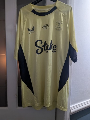 Everton player issued - under, 21