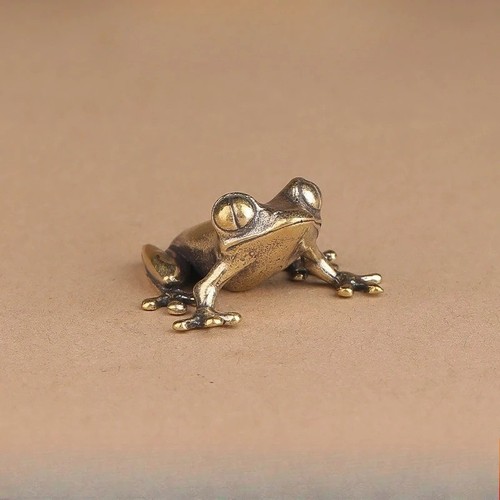 Frog figurine vintage brass - figurine,