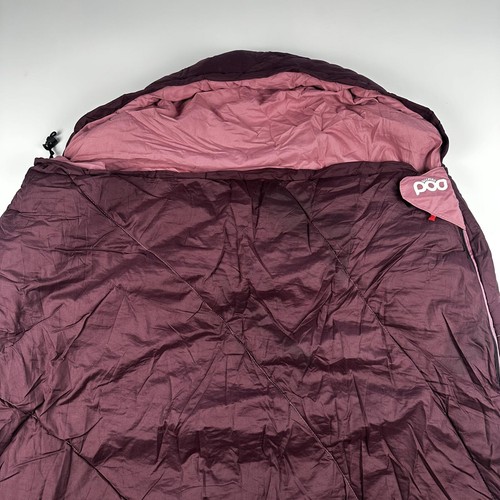 Pod adult sleeping - adult,